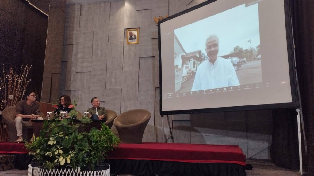 Capres 03 Ganjar Pranowo di Acara 'Demos Festival bertajuk omon-omon soal oposisi.